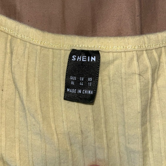 Pastel Yellow SHEIN top - Picture 2 of 3